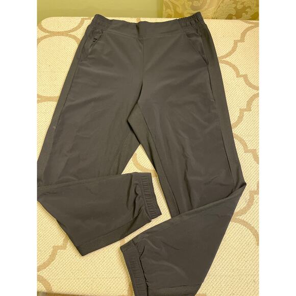 Athleta Black Brooklyn Lined Jogger pants, size 6, MSRP $98 - Picture 14 of 16
